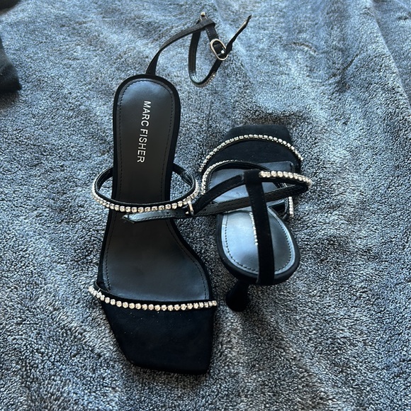 MARC FISHER Like New Dezzi Rhinestone Ankle Strap Heels, Size 8 - Picture 4 of 4